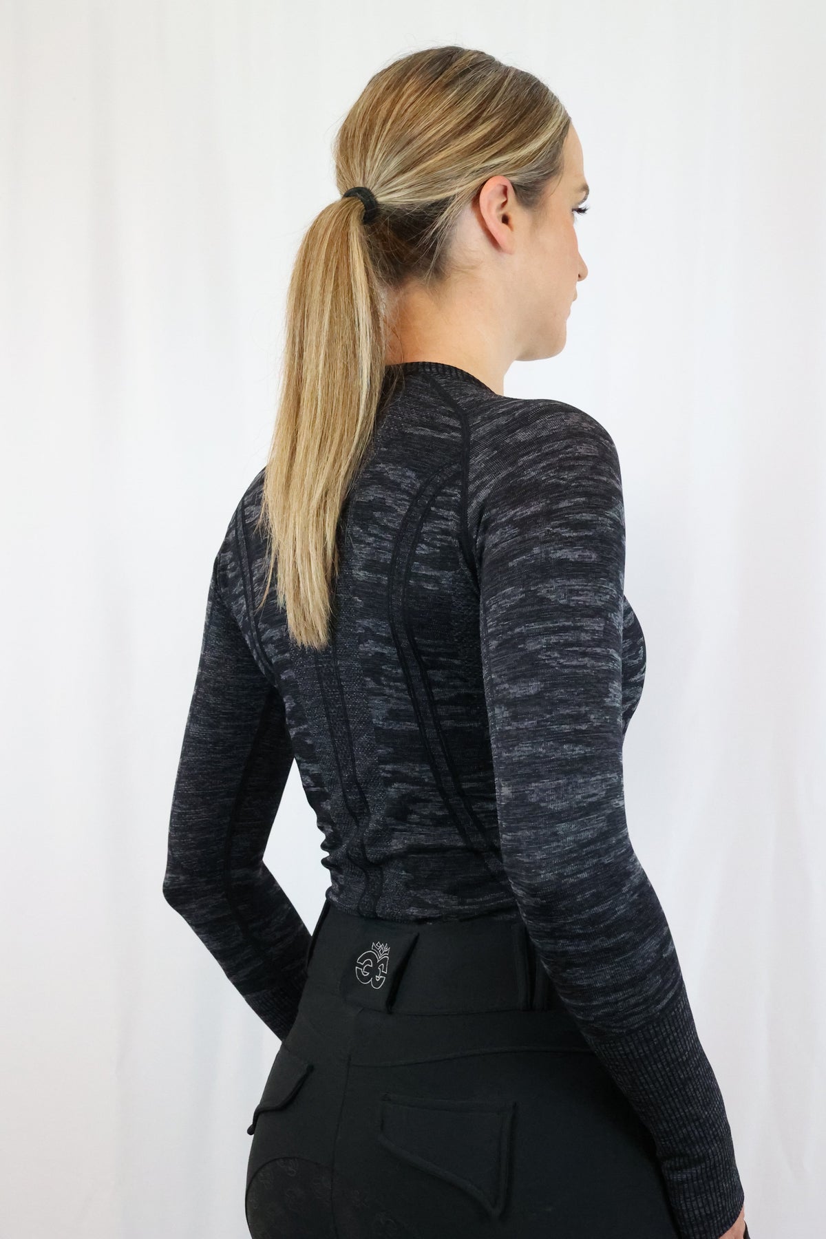 Long Sleeve Seamless Riding Top - Camo Black