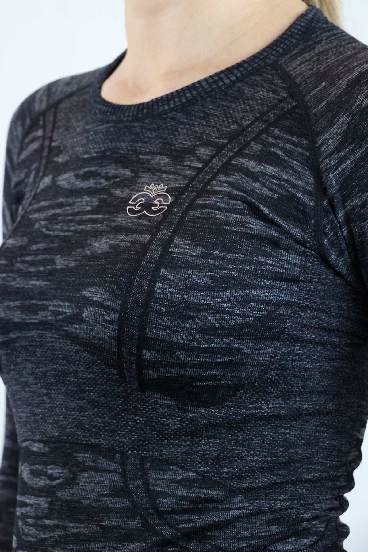 Long Sleeve Seamless Riding Top - Camo Black