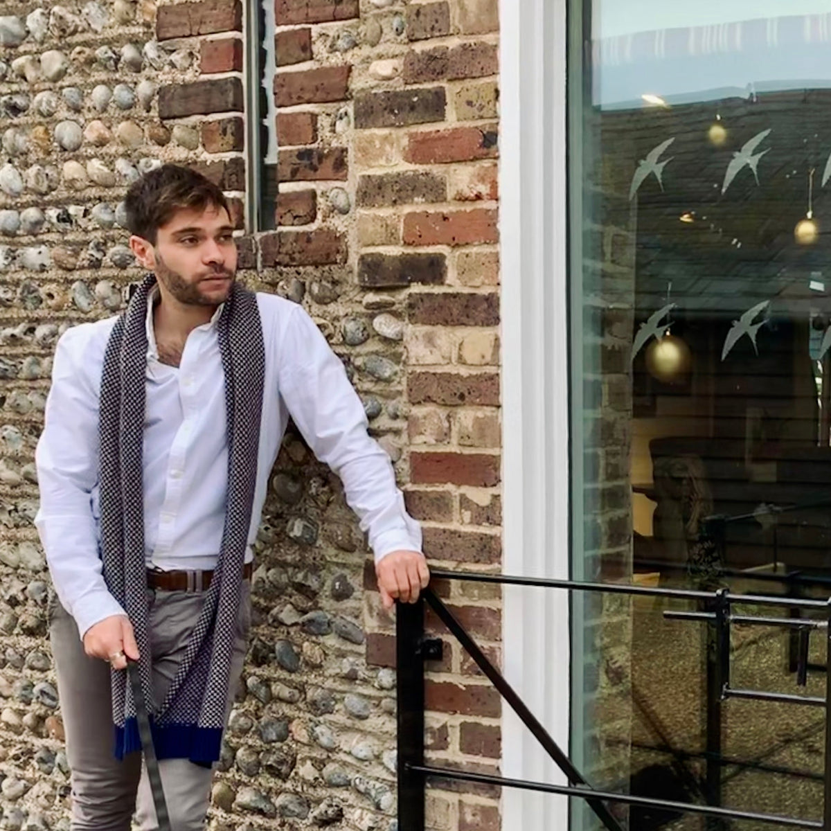 Mens Merino Lambswool Scarf in Navy