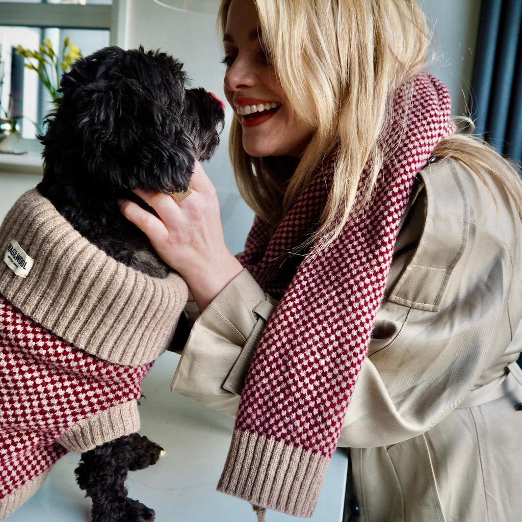 Burgundy Merino Lambswool Scarf – Heritage Style with Modern Elegance