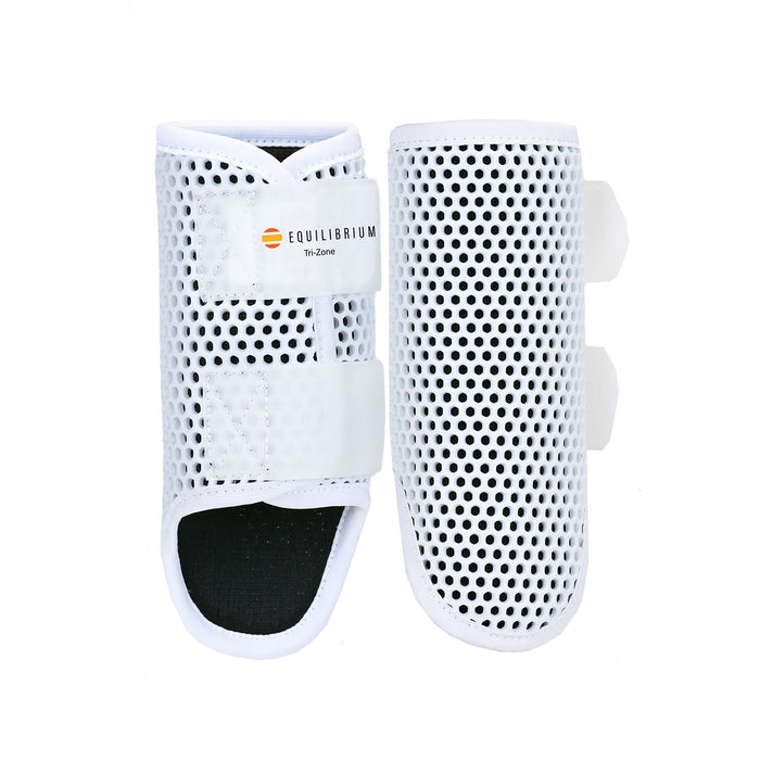 Equilibrium Tri-zone Brushing Boots White