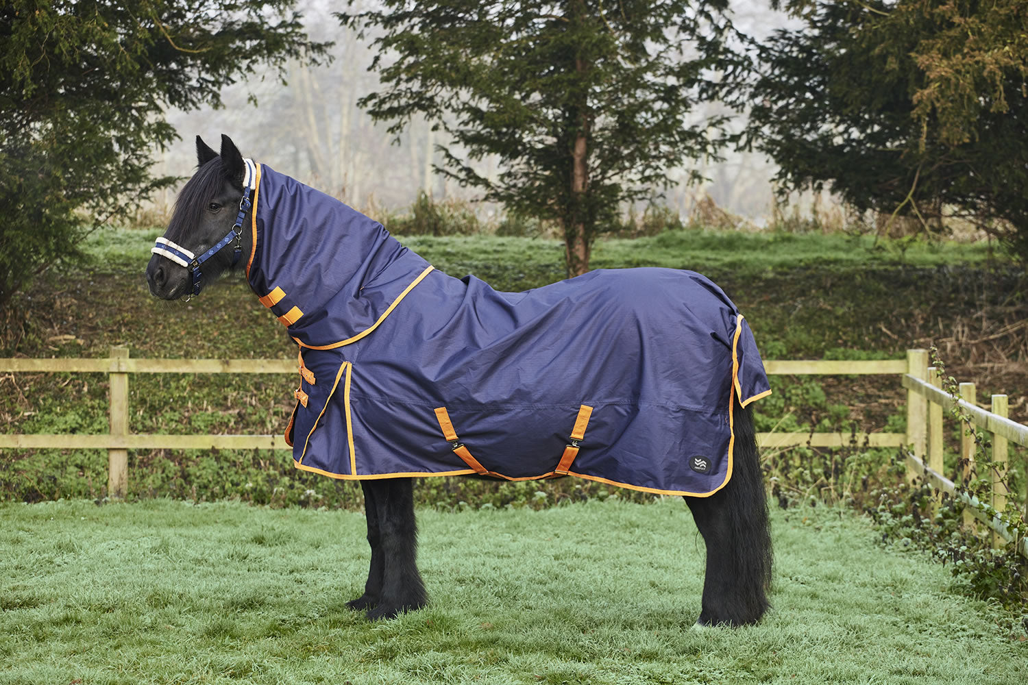 Firefoot Turnout Rug Zero Fill Detachable Neck Navy/orange