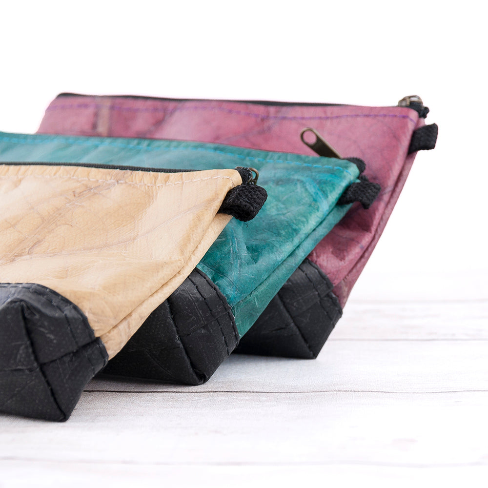 Leaf Leather Small Cosmetic Bag - Black Bottom Edge
