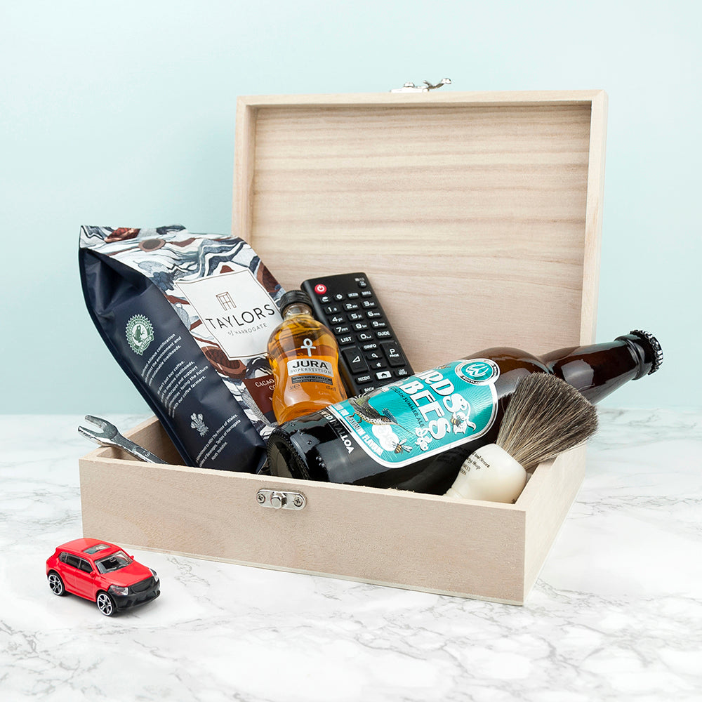 Personalised Happy First Papa Day Box