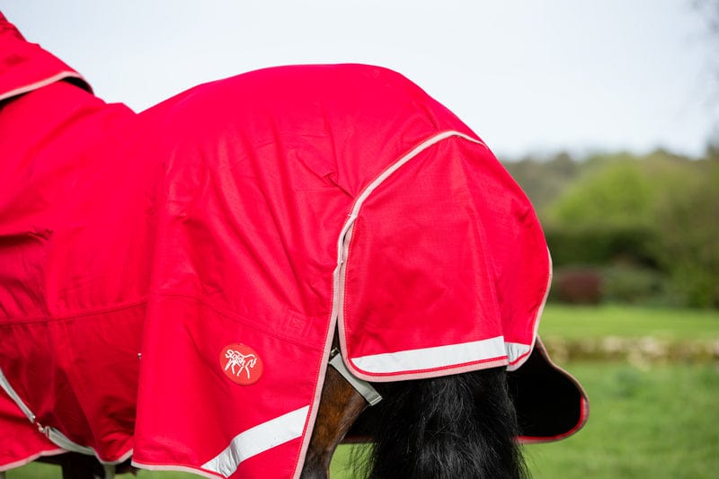 WIDE FIT 50g Detachable Neck Turnout Rug - Red